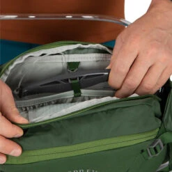 Osprey Seral 4 Mountain Bike Pack - Claret Red 19 Osprey Seral 4 Mountain Bike Pack - Claret Red -Outdoor Camping Shop OSP0801 RED 7